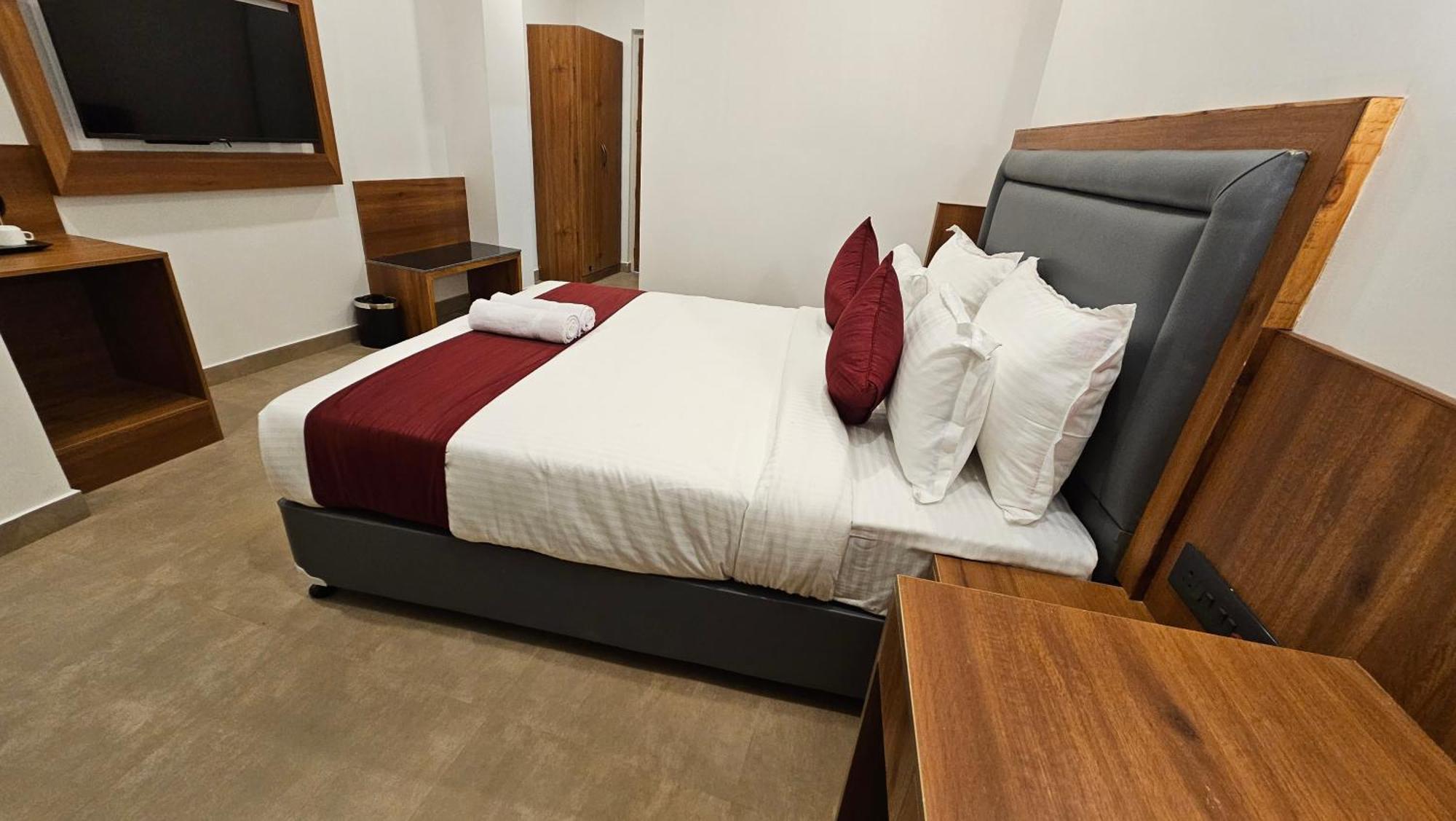 Hotel Indiana Hills Shillong Exterior foto